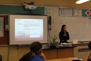 Ms. Yasuko Otsue shared her expertise in Ikebana